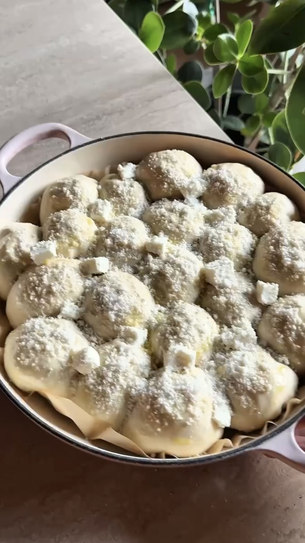 Panini soffici al “formaggio” e aglio ricetta step 6