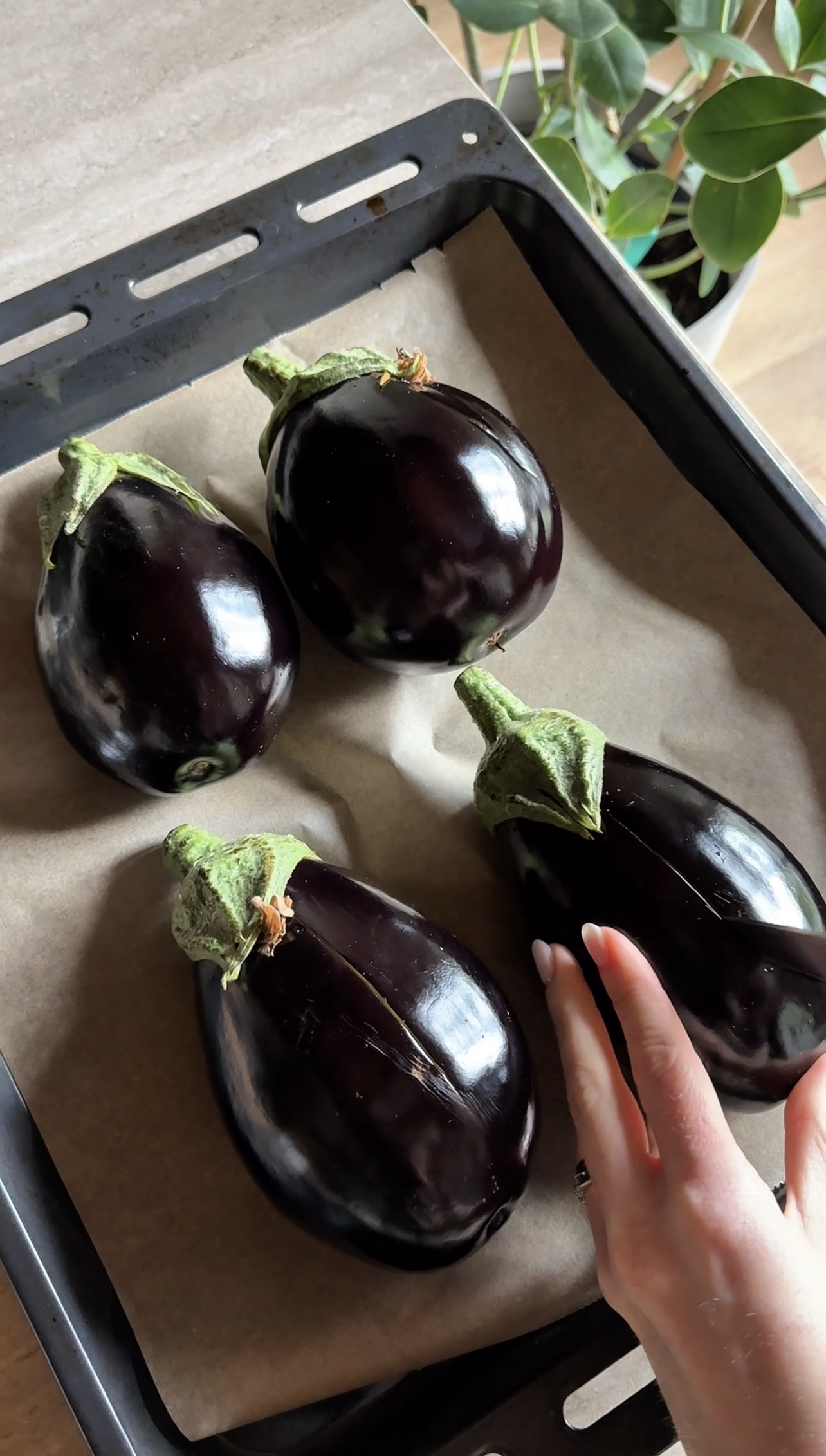 Crema di melanzane e pomodori ricetta step 1
