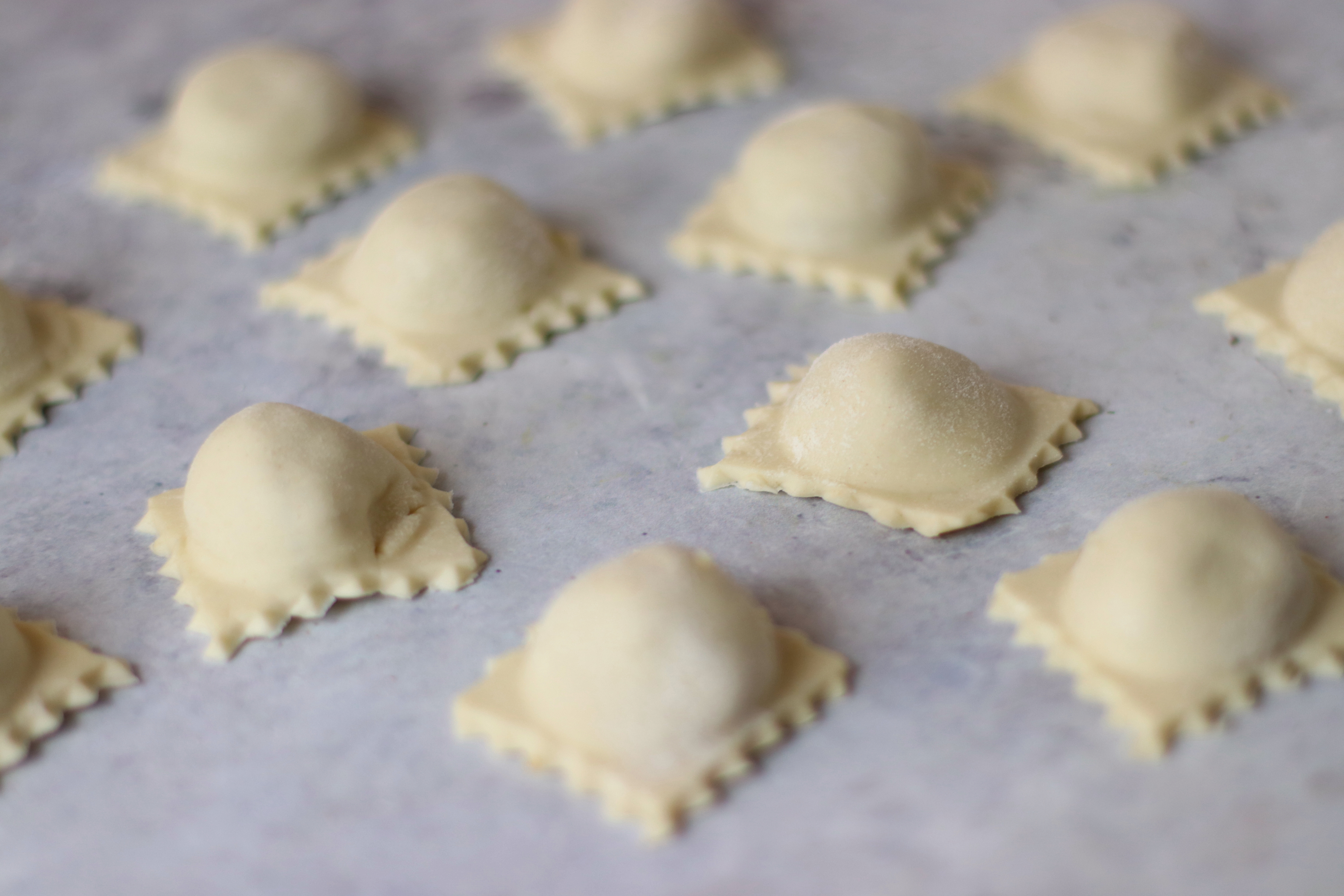 Ravioli ricotta e noci ricetta step 4