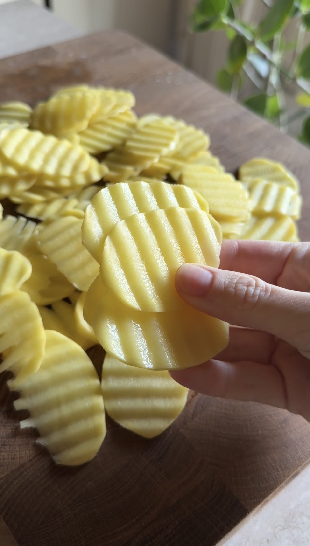 Patatine in friggitrice ad aria ricetta step 1