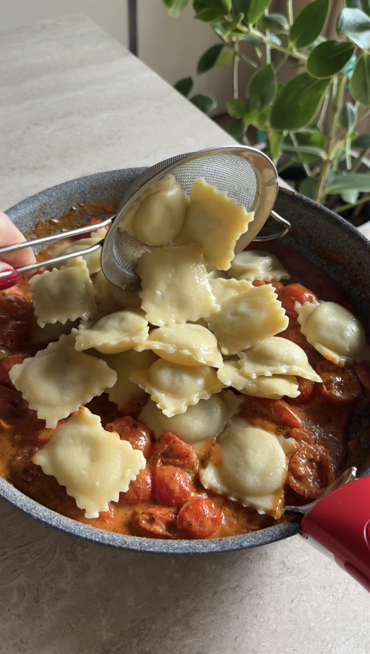 Ravioli di melanzane ricetta step 8