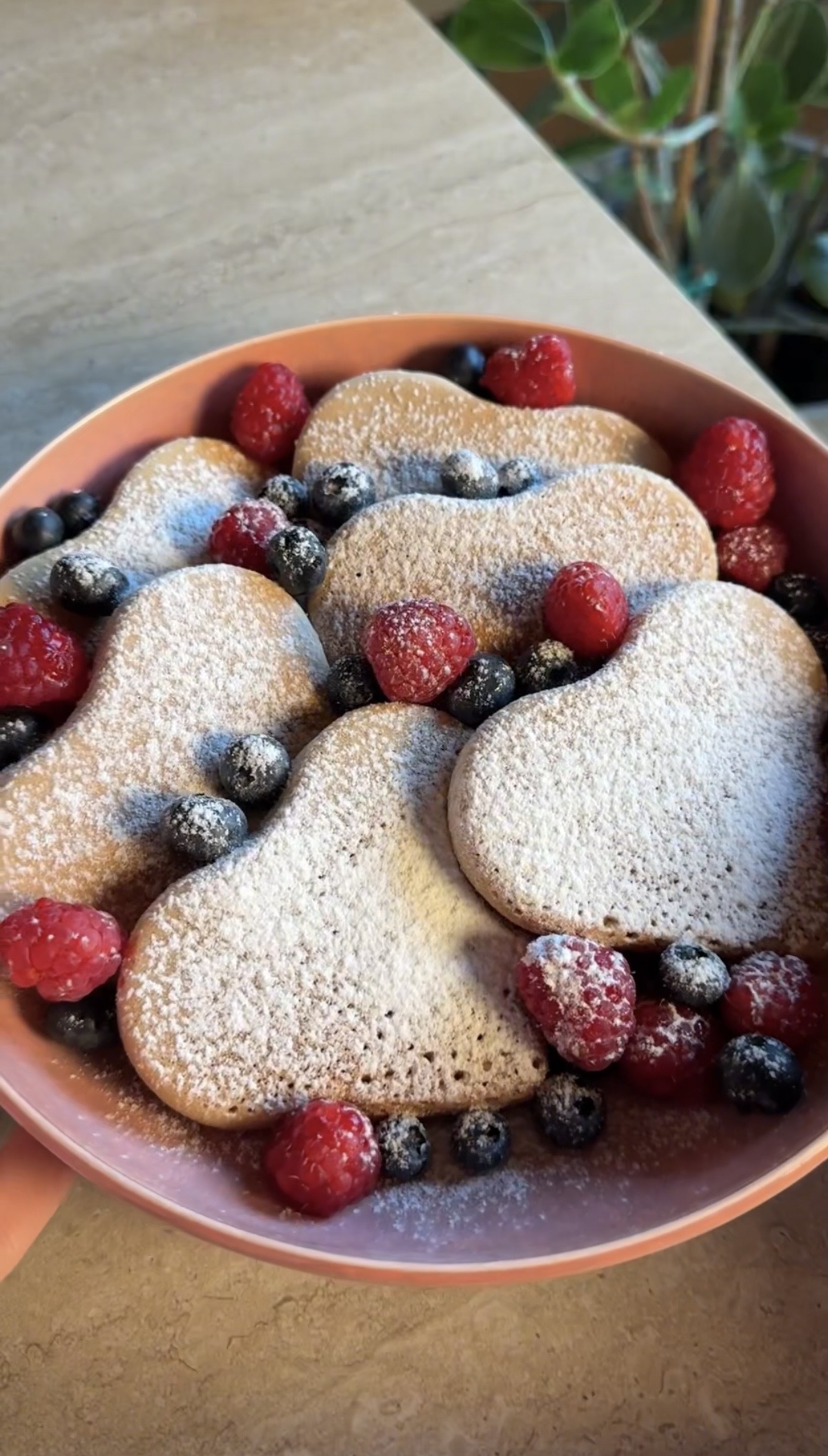 Pancake con mirtilli e lamponi ricetta step 4