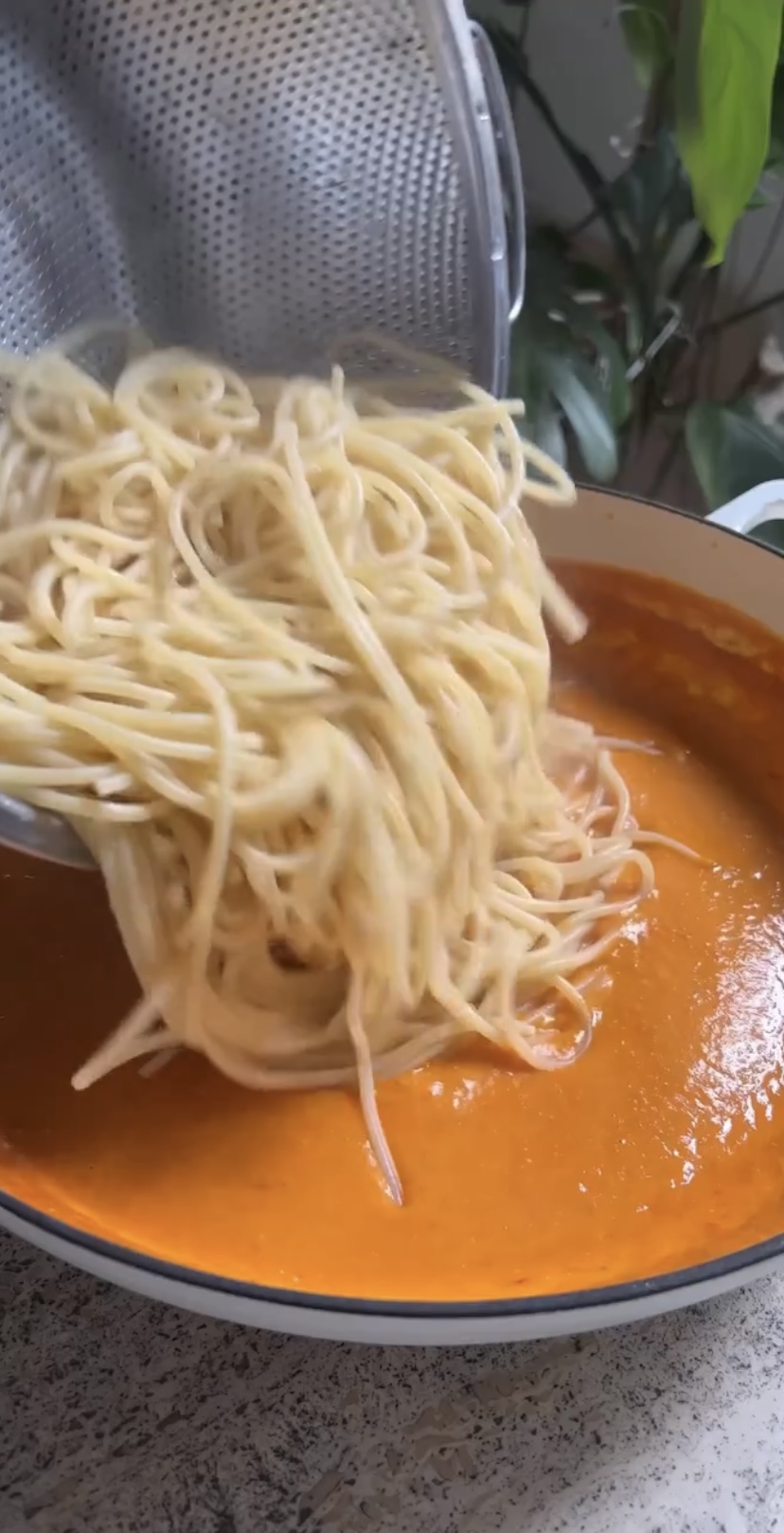 Spaghetti alla crema di peperoni ricetta step 3