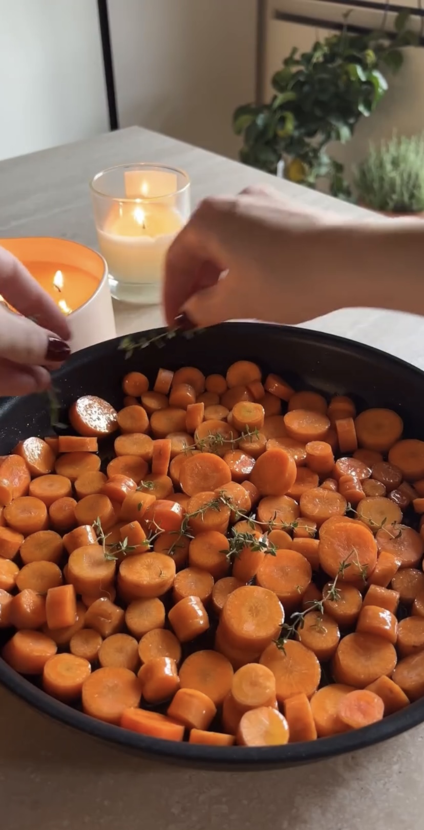 Gnocchi di carote arrosto al timo ricetta step 1