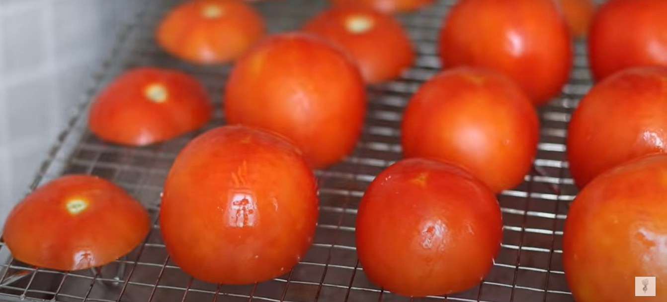 Pomodori ripieni vegan ricetta step 1