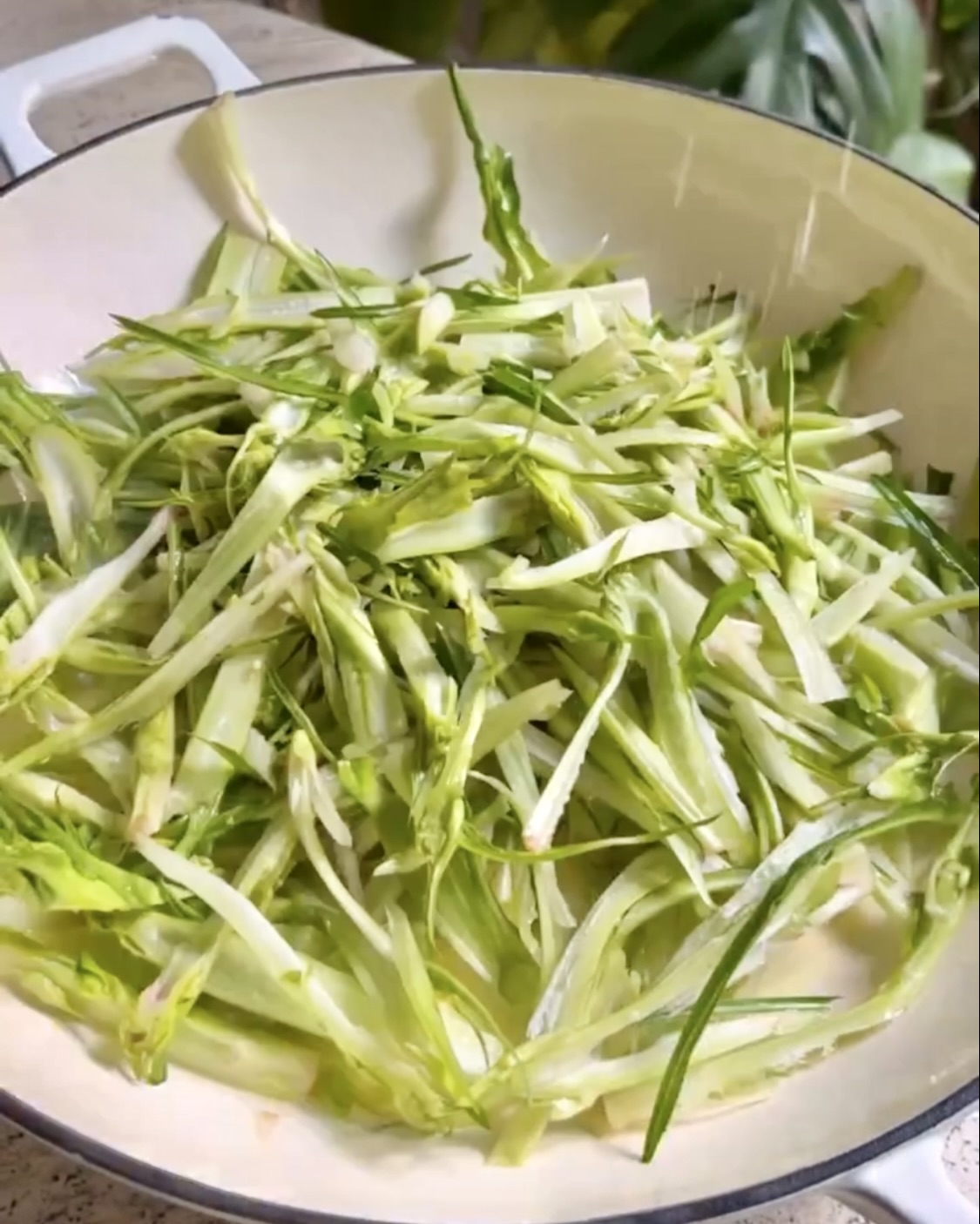 Spaghetti limone e puntarelle ricetta step 1