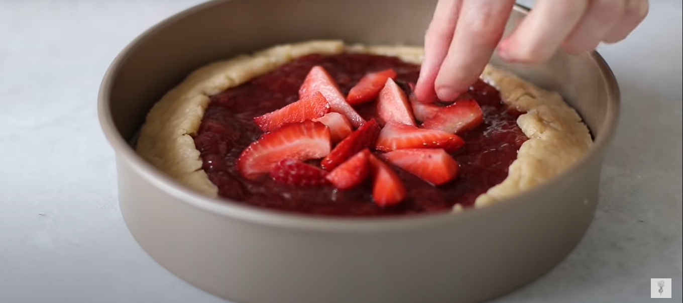 Crostata di fragole vegana ricetta step 3