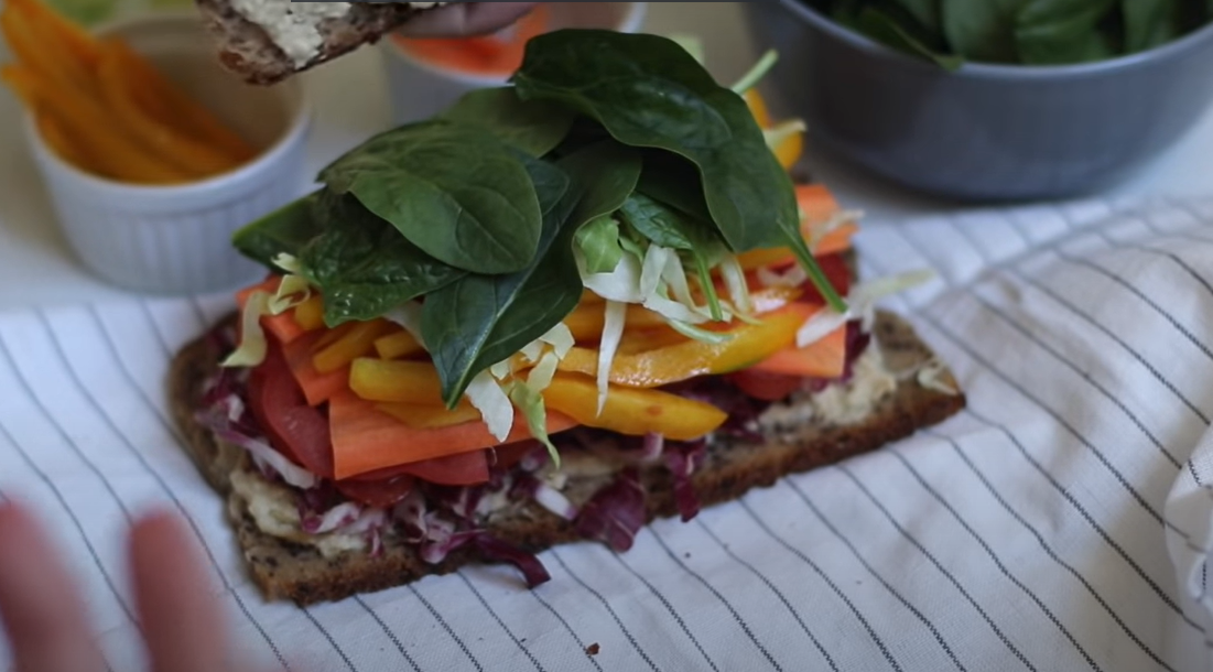 Panino arcobaleno ricetta step 1