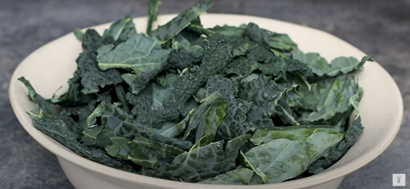 Chips di cavolo nero ricetta step 1