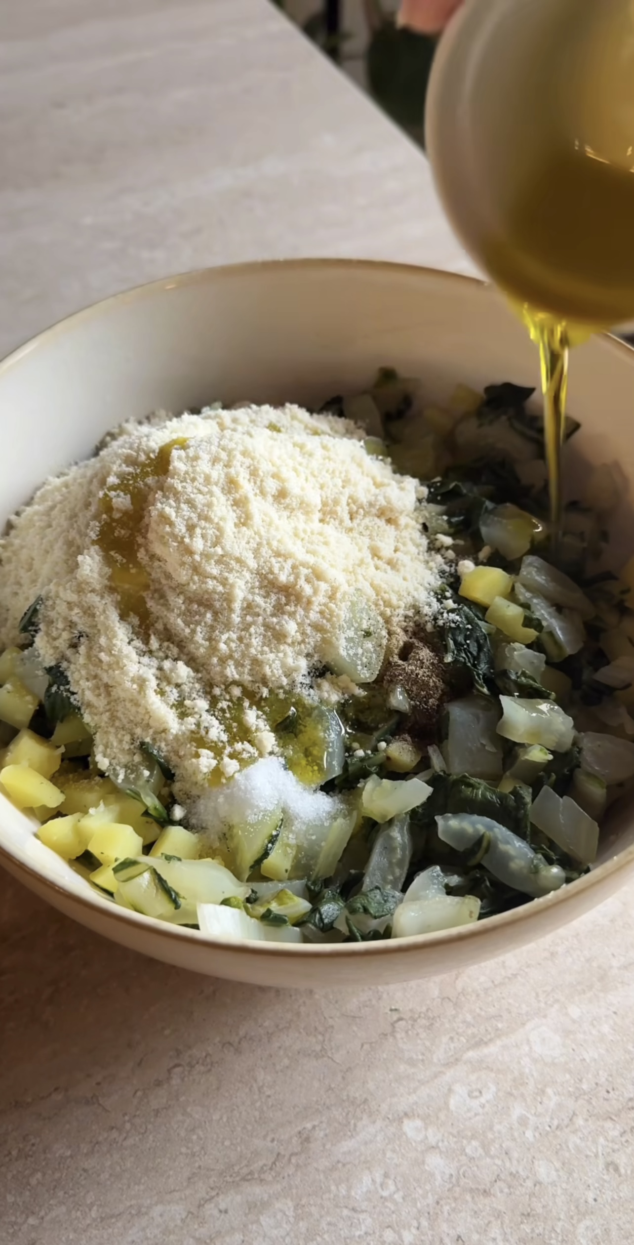 Torta salata bietole e patate ricetta step 3