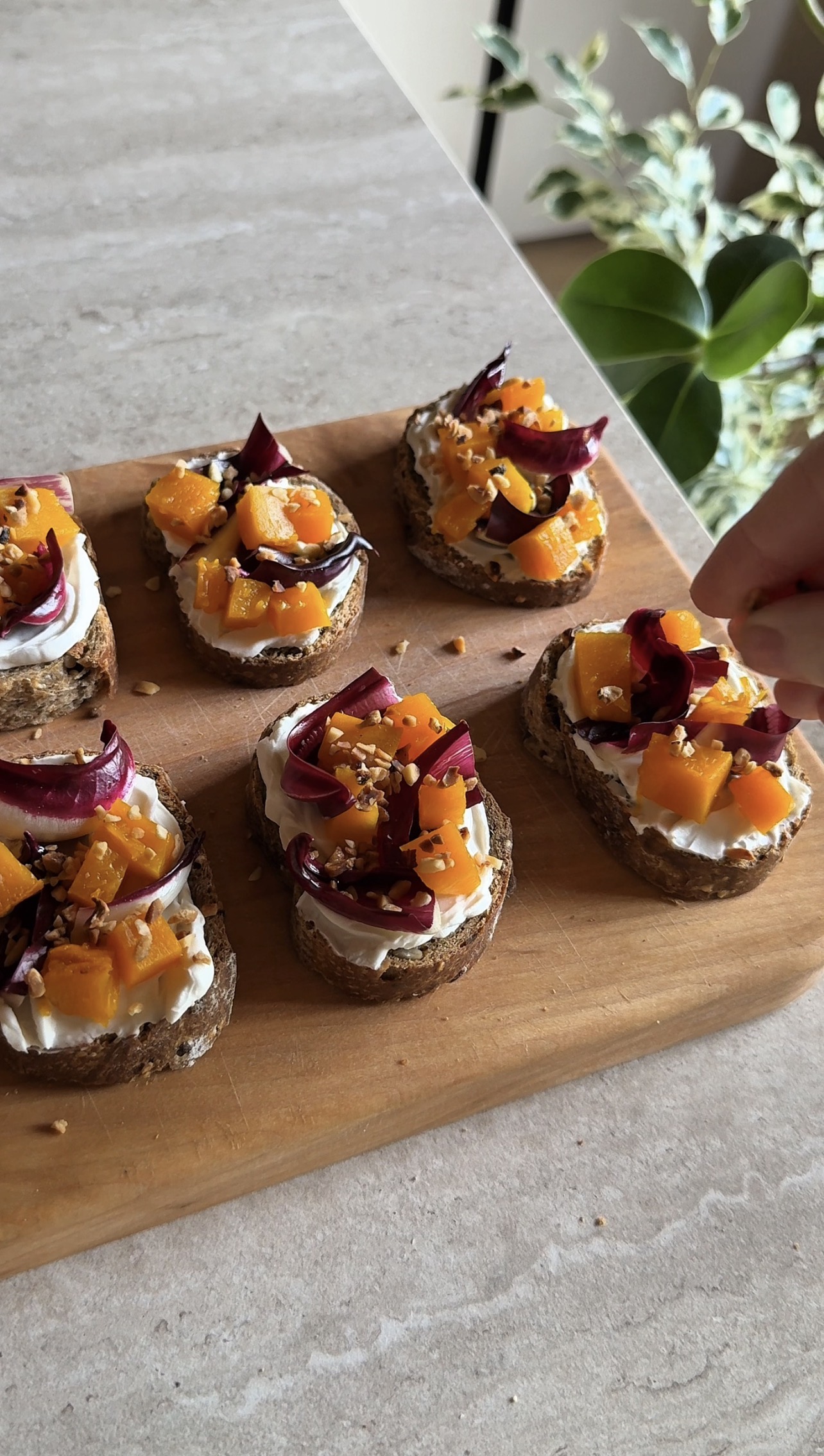 Bruschette al radicchio e zucca ricetta step 3