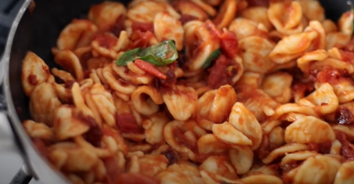 Pasta ai 4 pomodori ricetta step 4