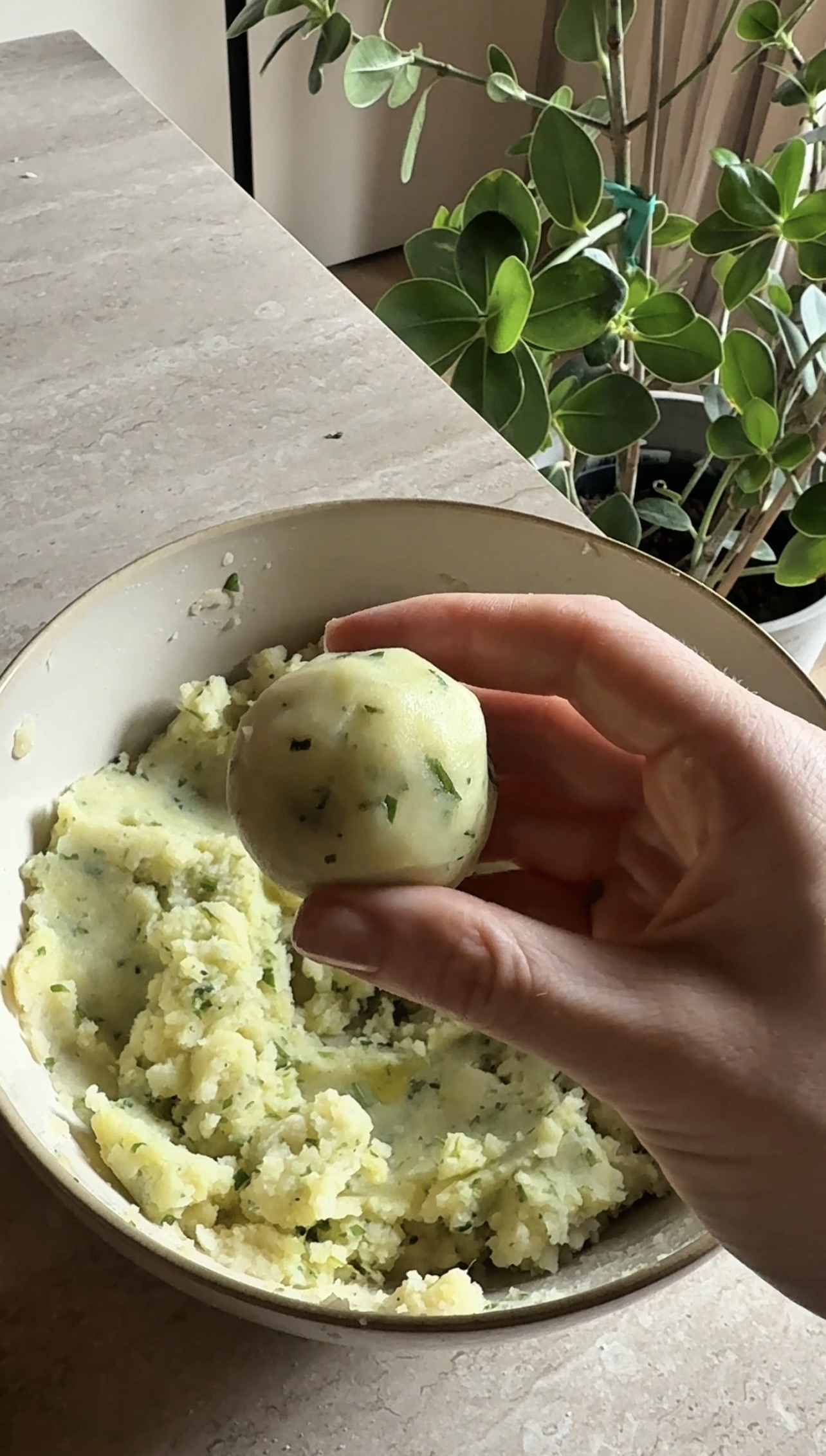 Crocchette di patate alle erbe ricetta step 4