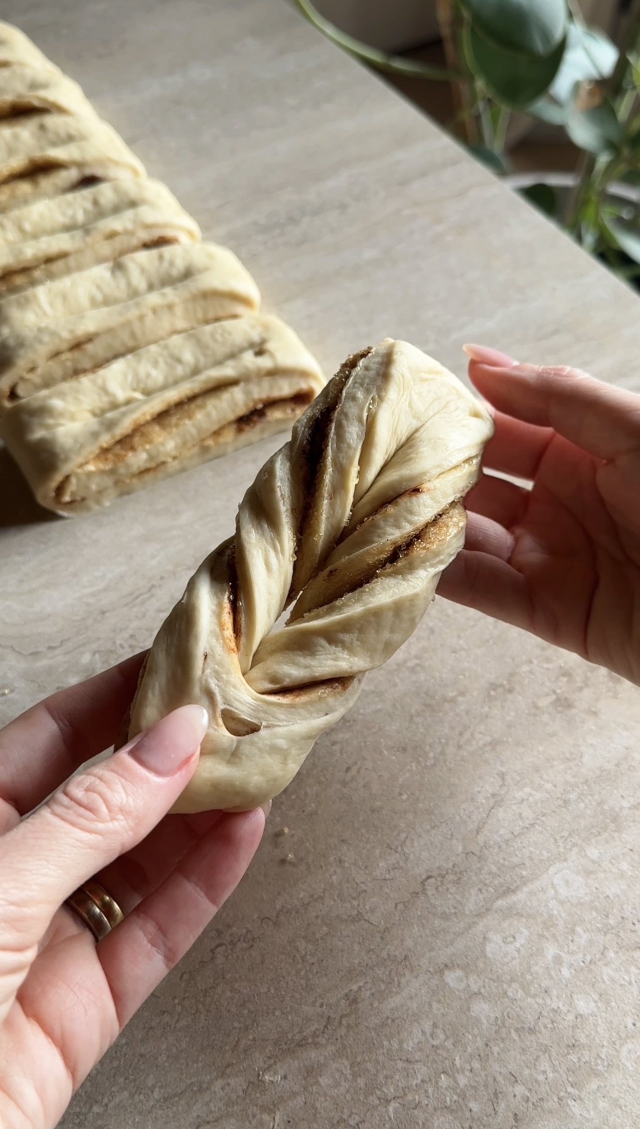 Treccine alla cannella ricetta step 5