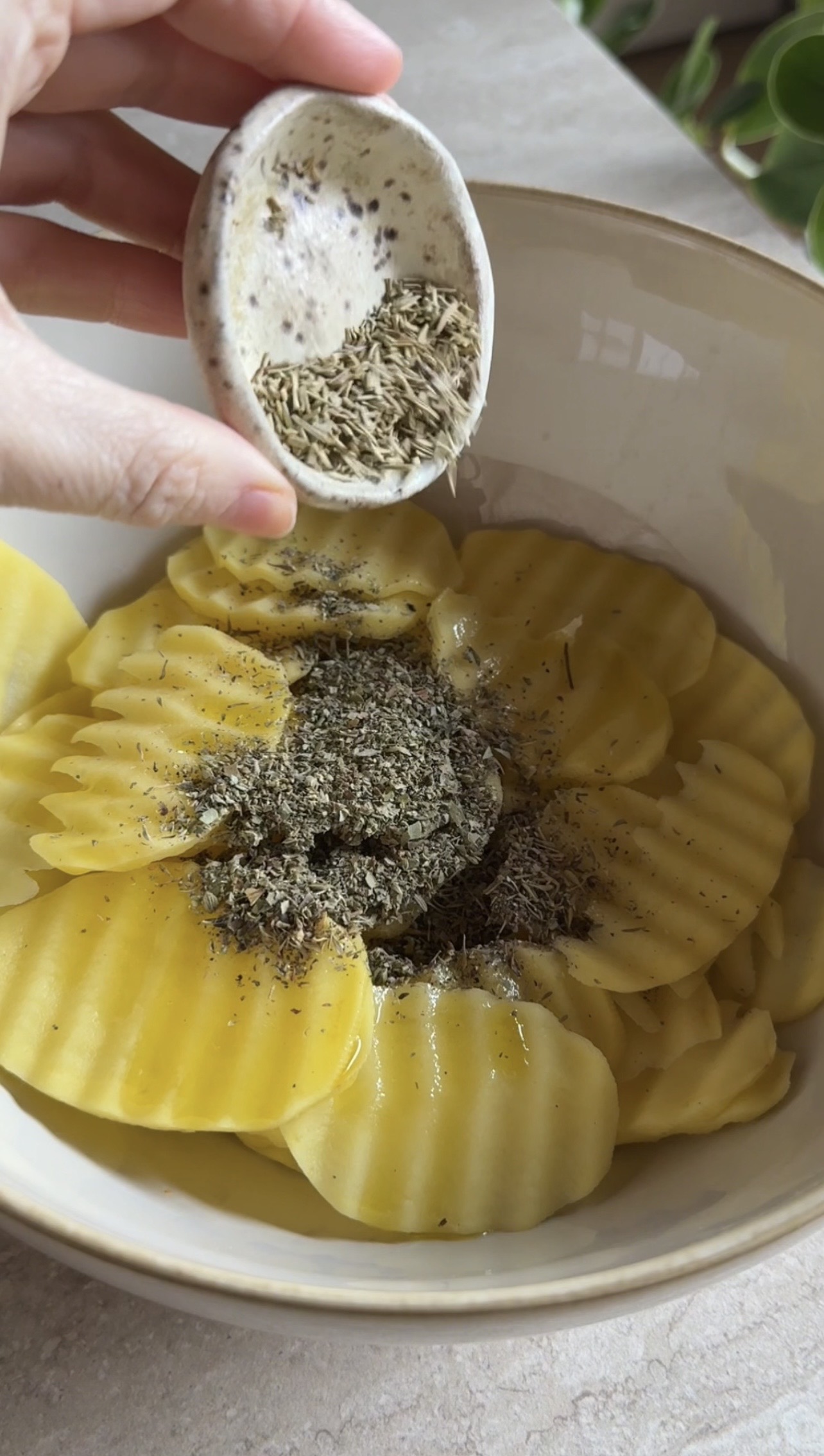 Patatine in friggitrice ad aria ricetta step 4