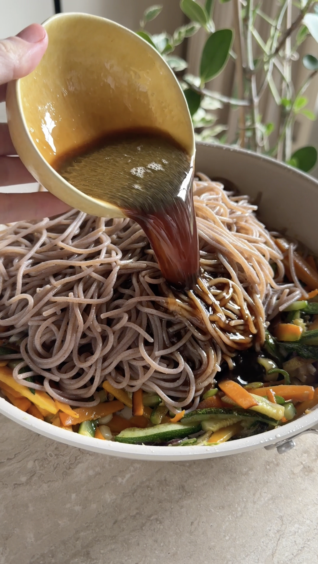 Spaghetti di grano saraceno all’orientale ricetta step 6