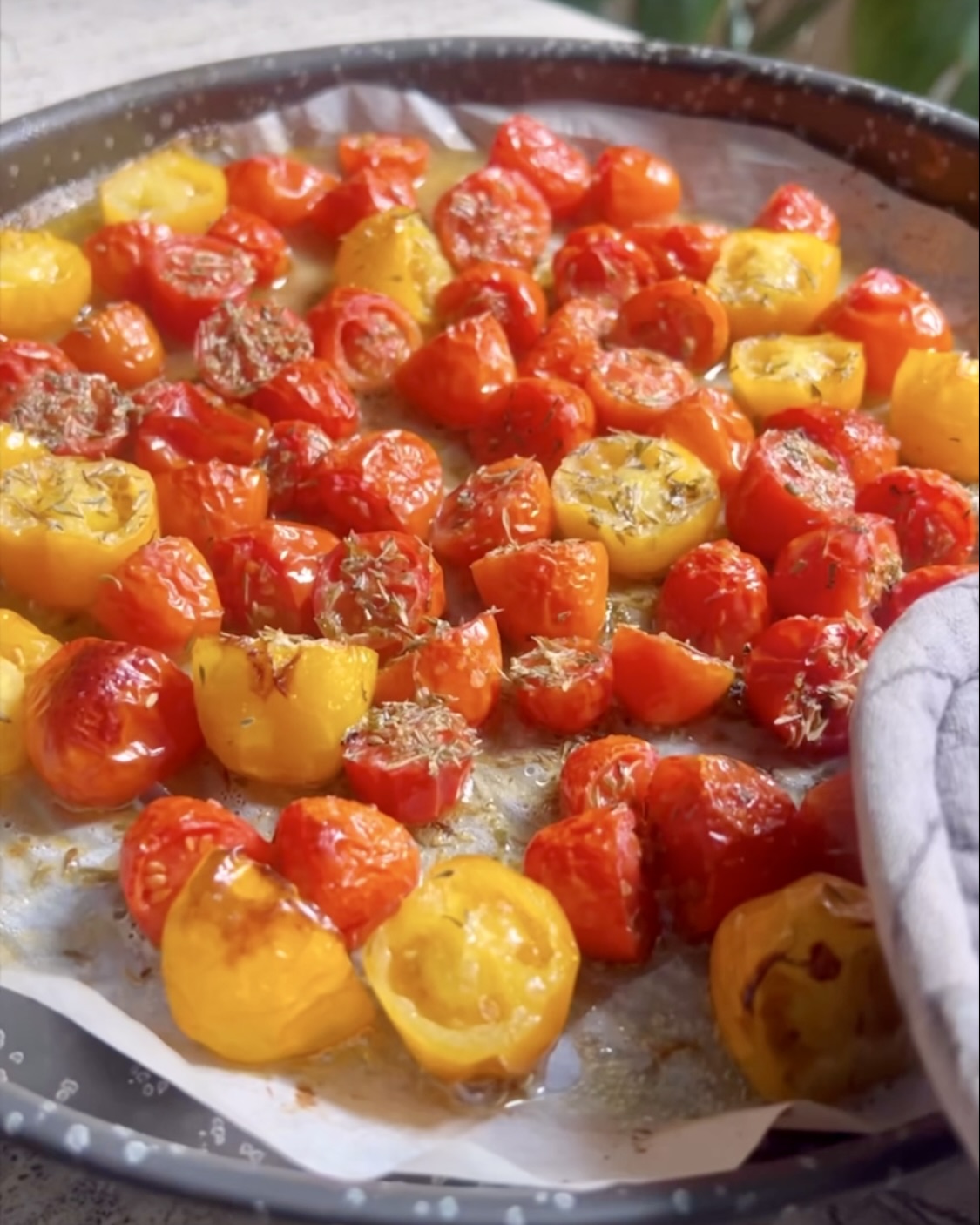 Orecchiette al pesto di mandorle e pomodorini  ricetta step 1