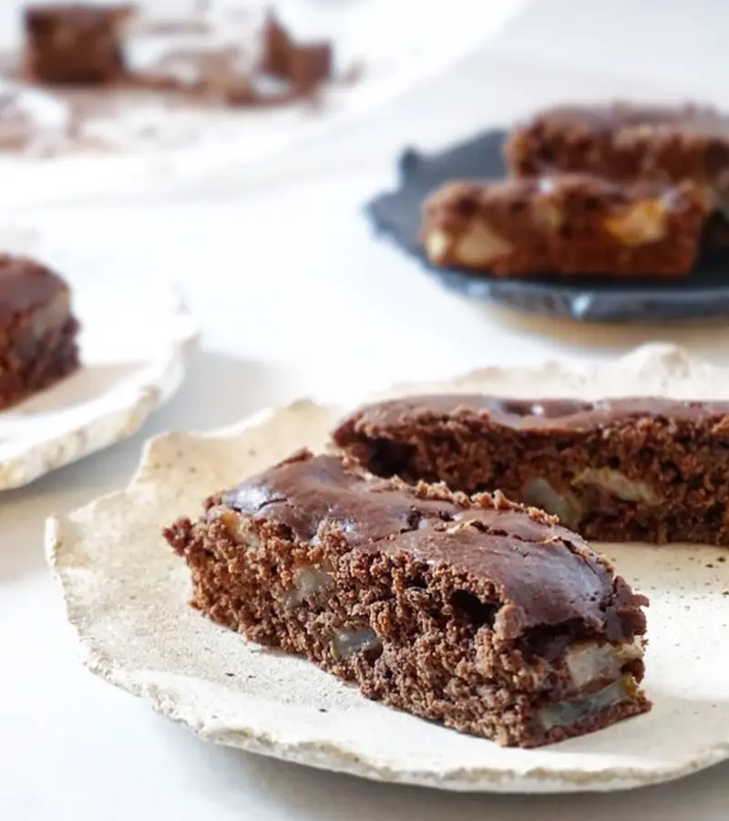 Torta doppio cioccolato e pere ricetta