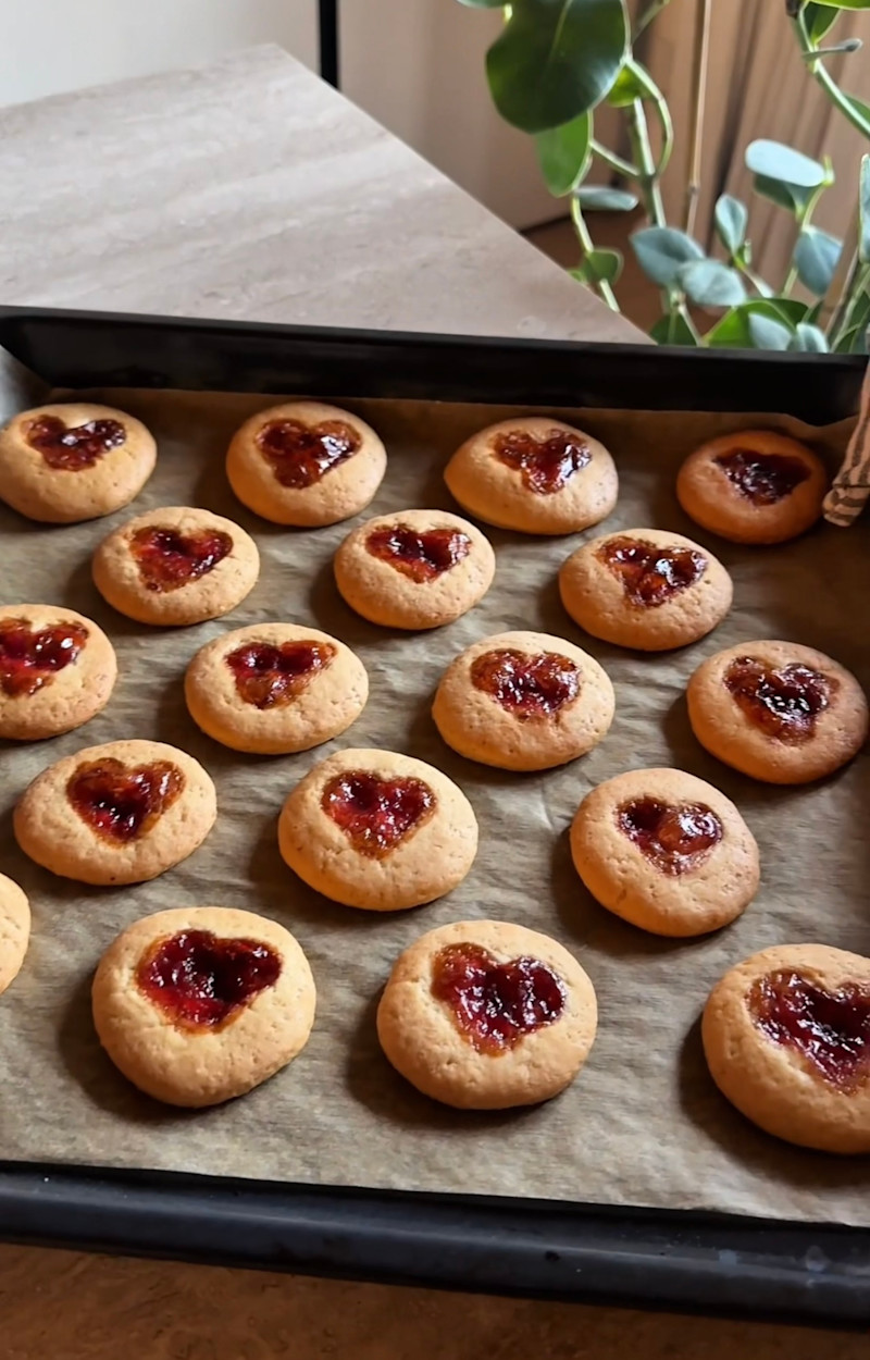 Biscottini con la marmellata ricetta