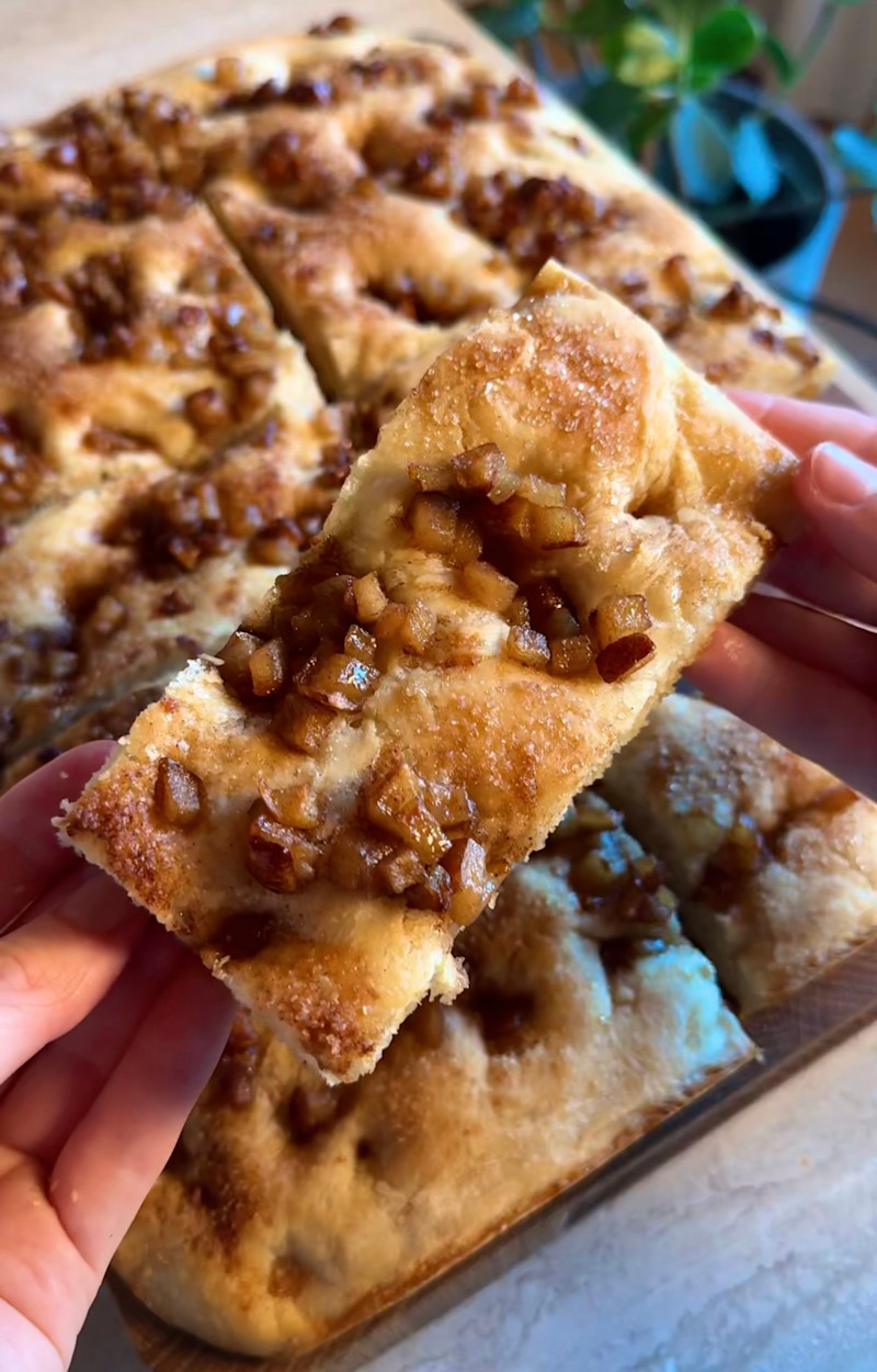 Focaccia pere e cannella ricetta