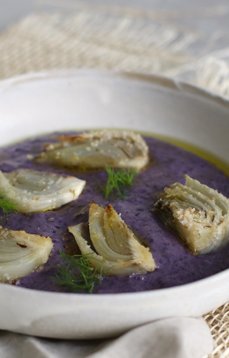 Vellutata di patate e cavolo viola con finocchi gratinati ricetta