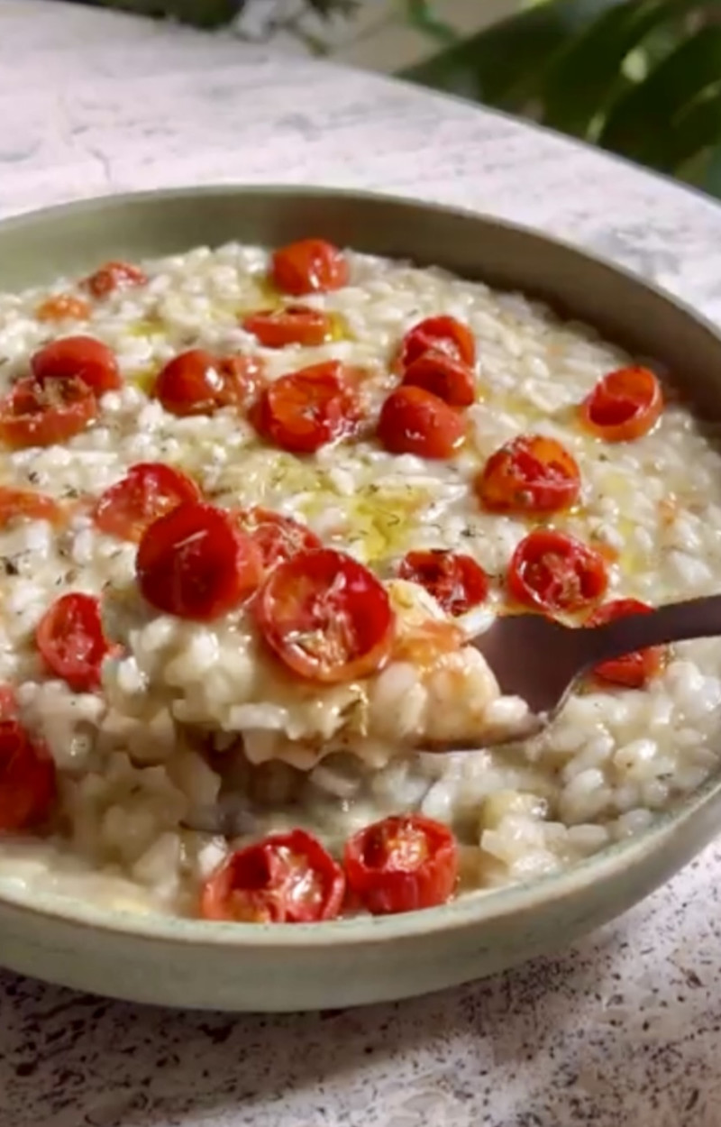 Risotto con crema di melanzane e pomodorini confit ricetta