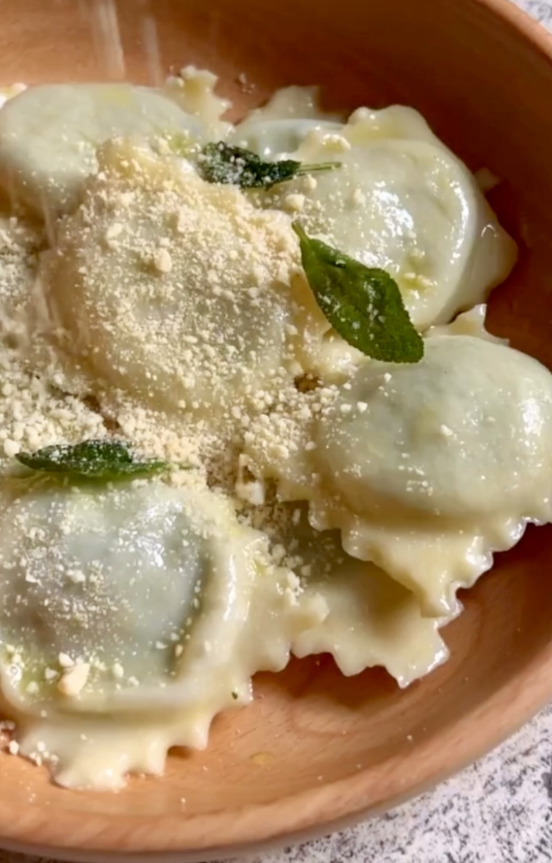 Ravioli di borragine ricetta