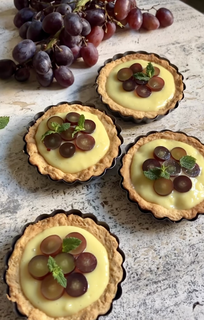 Cestini dolci con l'uva ricetta