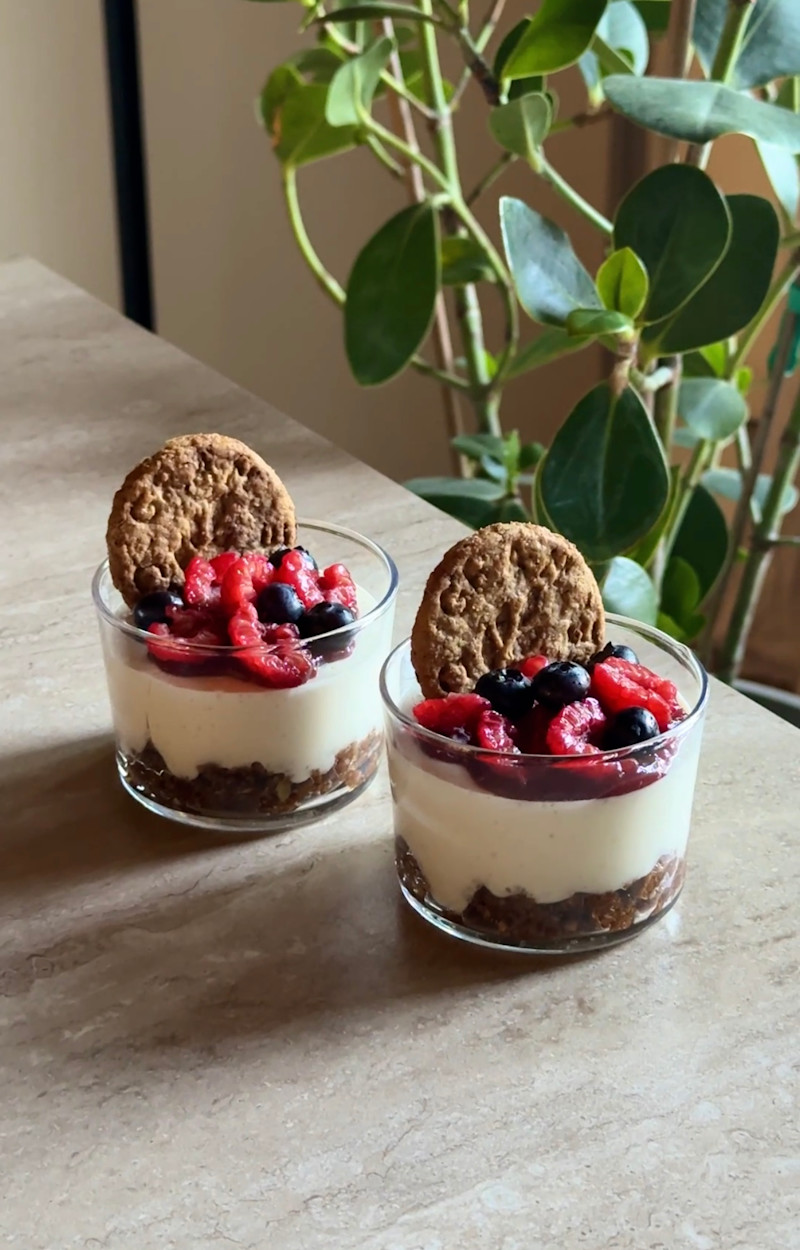 Mini cheesecake ai frutti di bosco ricetta
