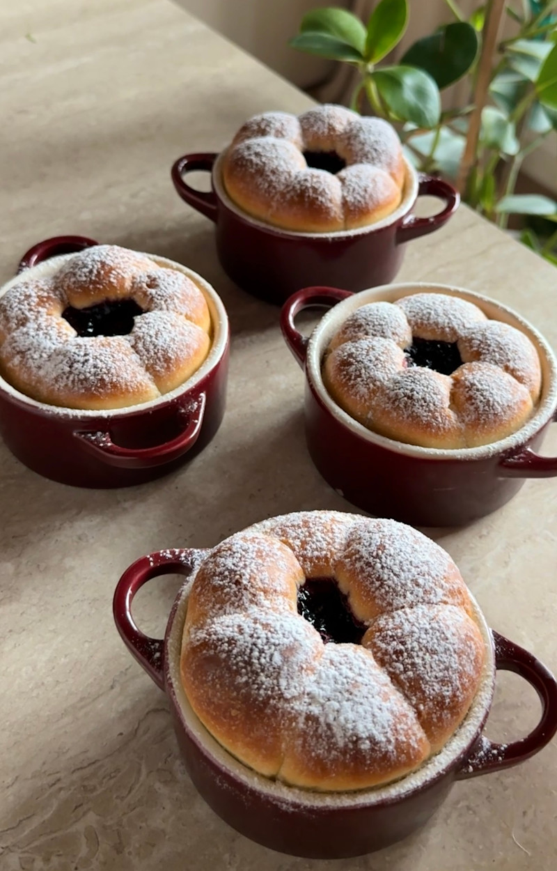Fiori soffici alla marmellata ricetta