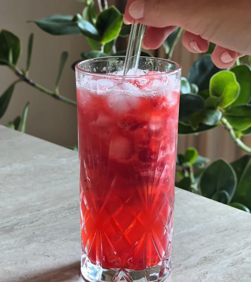 Cocktail analcolico alle fragole e lamponi ricetta