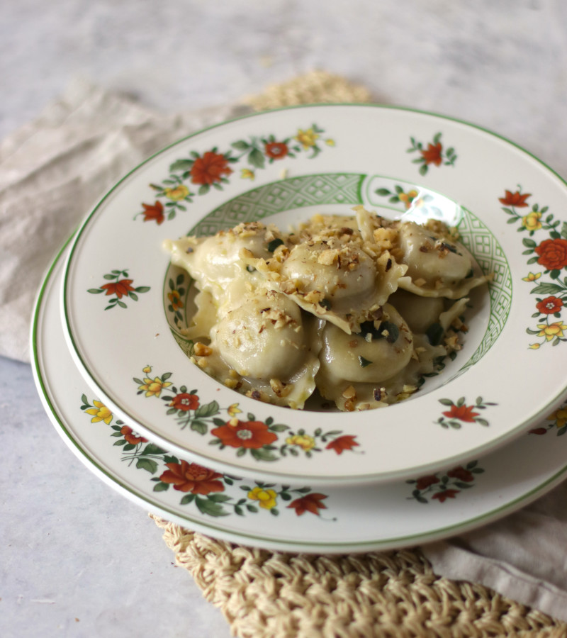 Ravioli ricotta e noci ricetta