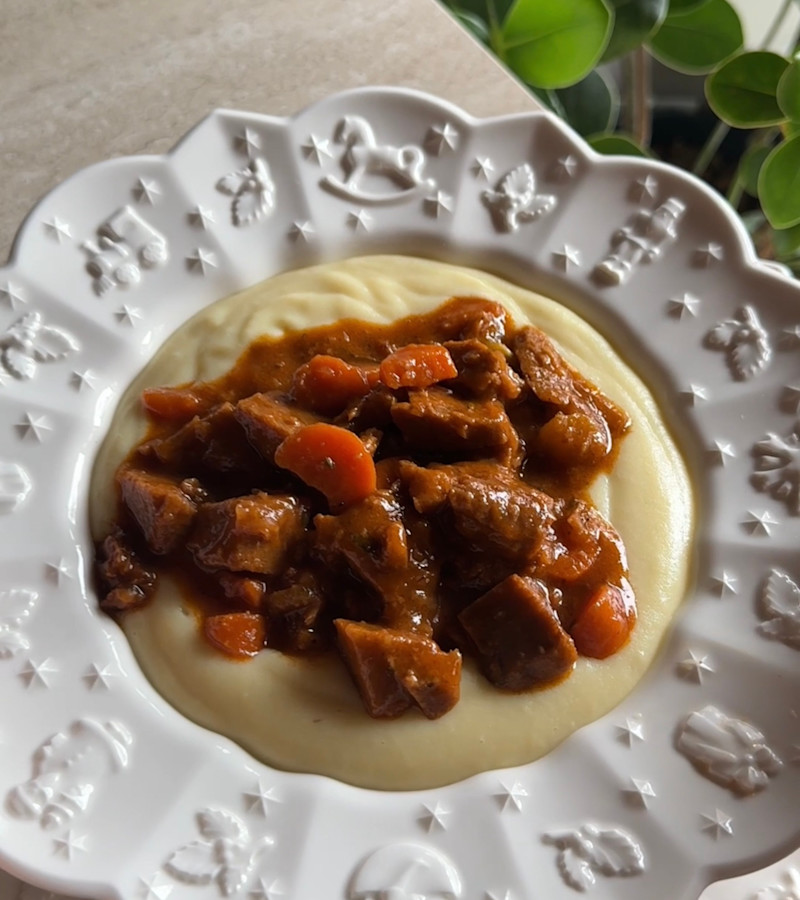 Brasato di seitan con purè ricetta