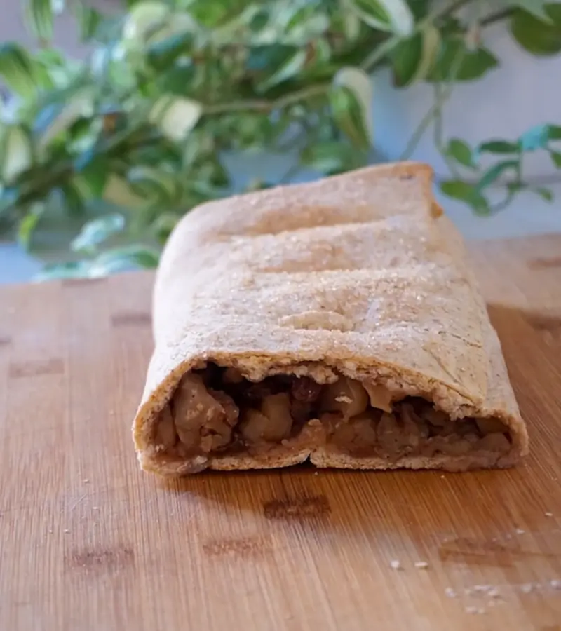 Strudel vegano di mele ricetta