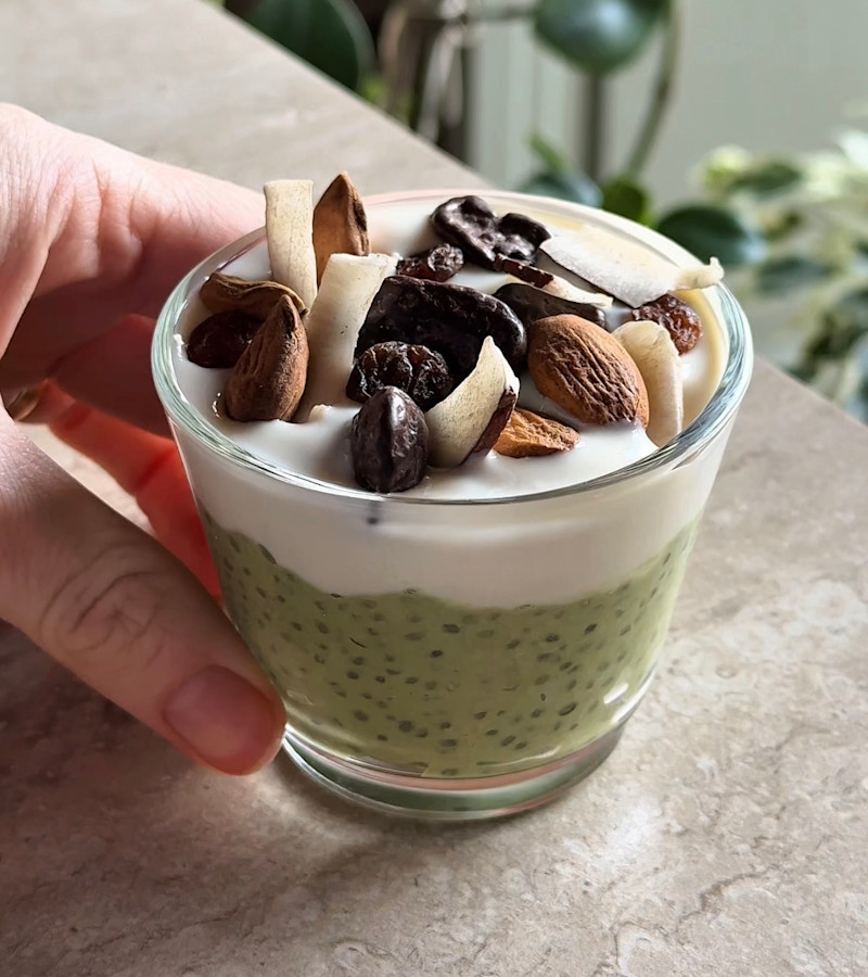 Chia pudding al matcha e pistacchio ricetta