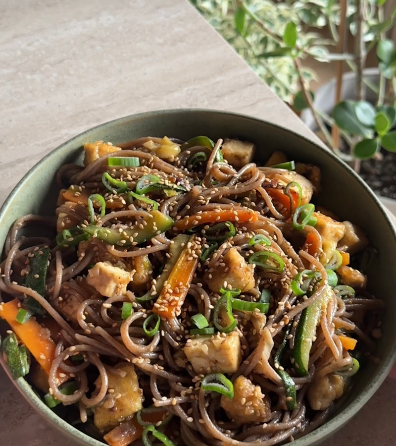 Spaghetti di grano saraceno all’orientale ricetta