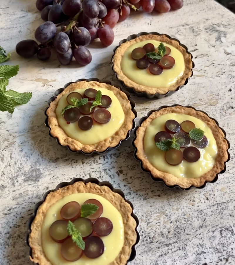 Cestini dolci con l'uva ricetta